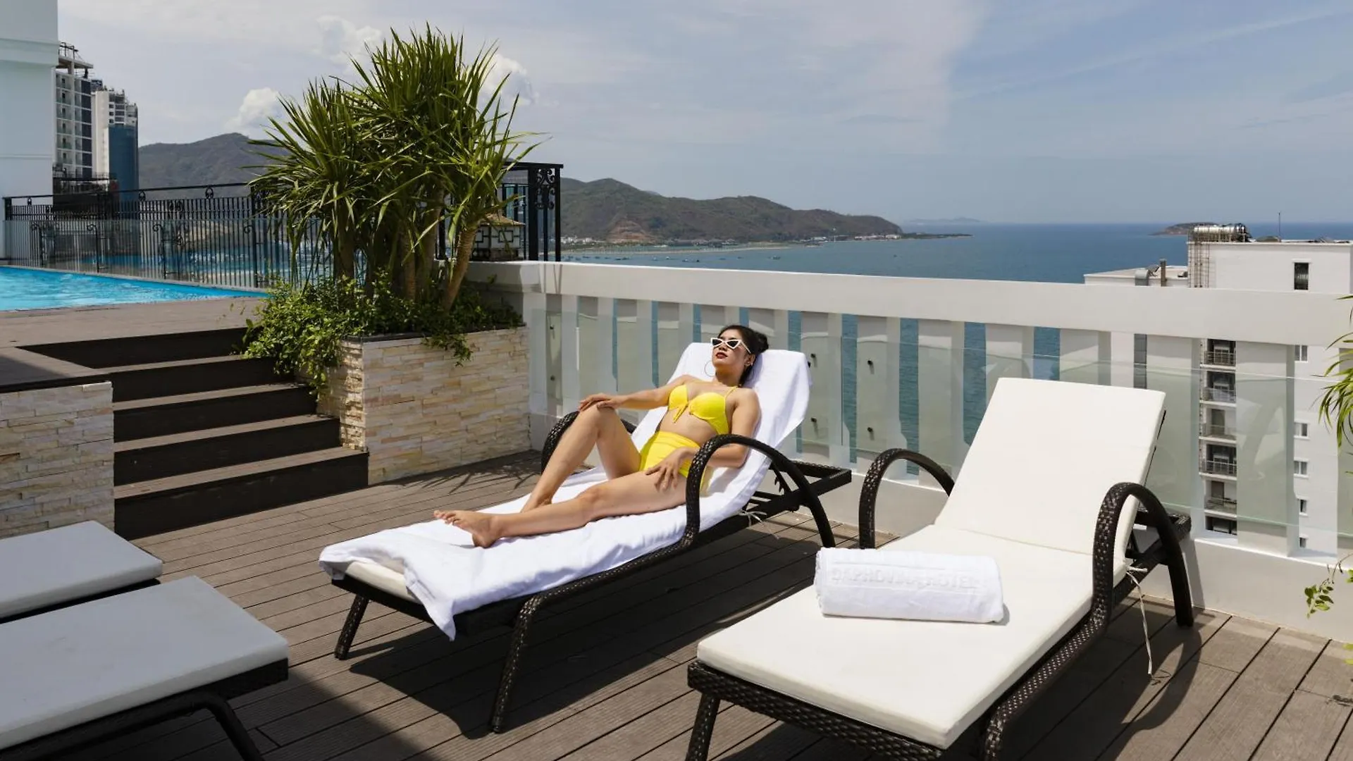 ****  Daphovina Hotel Nha Trang Vietnám