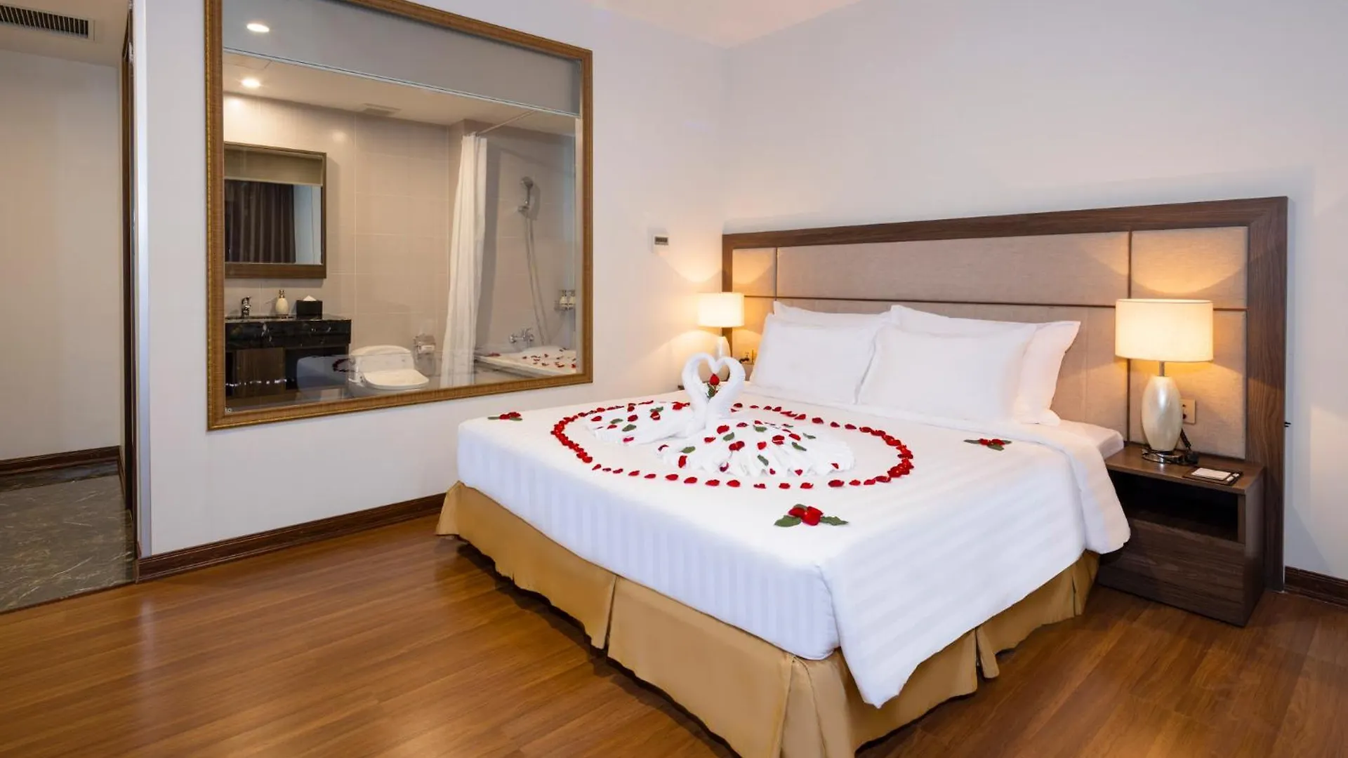 Daphovina Hotel Nha Trang