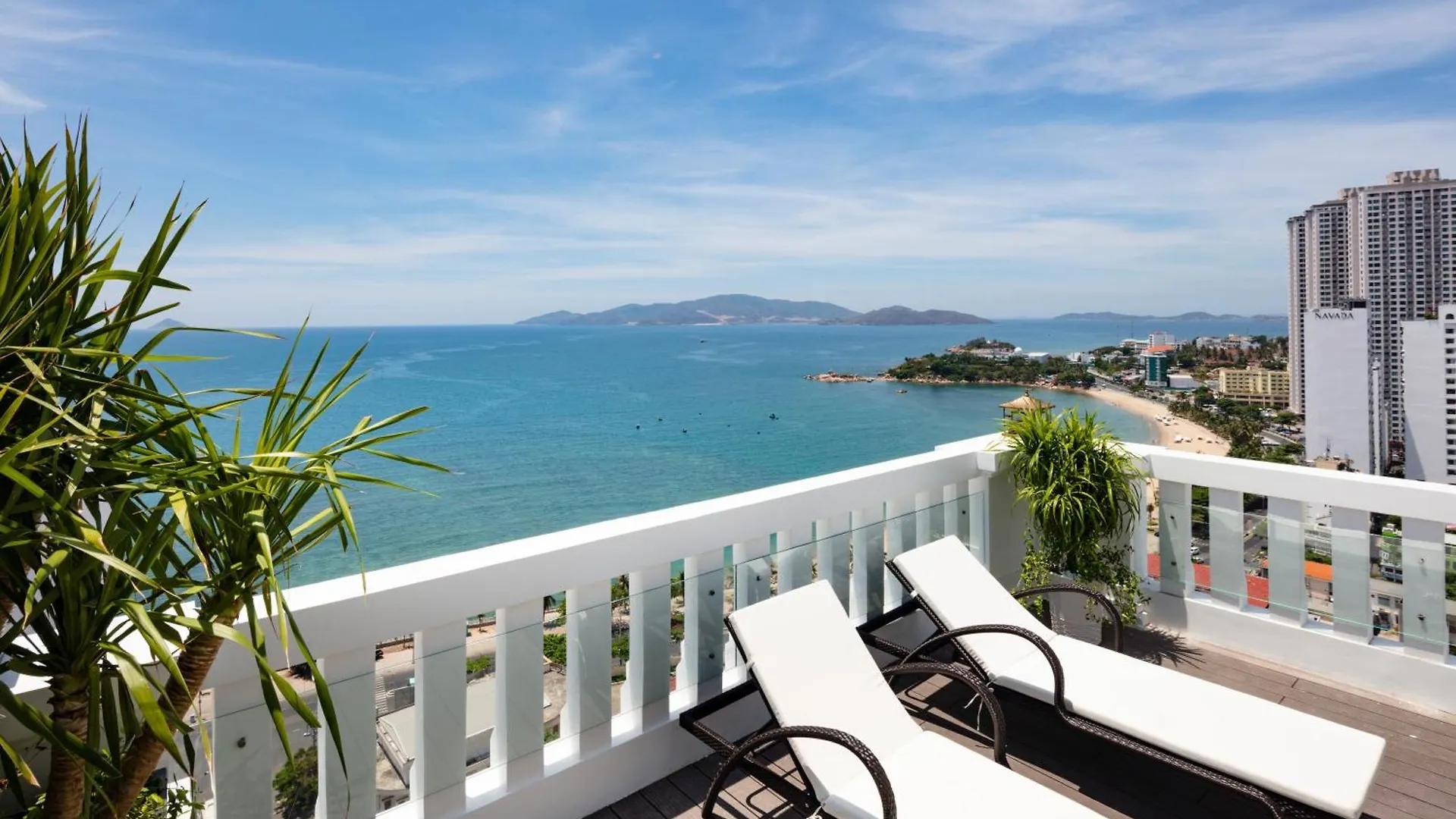Daphovina Hotel Nha Trang 4*,  Vietnám